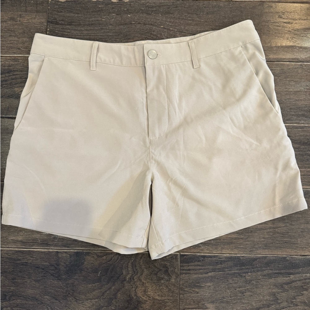 The Normal Brand Cream Bermudas Relaxed Fit